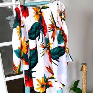 Tropical print off the shoulders Mini